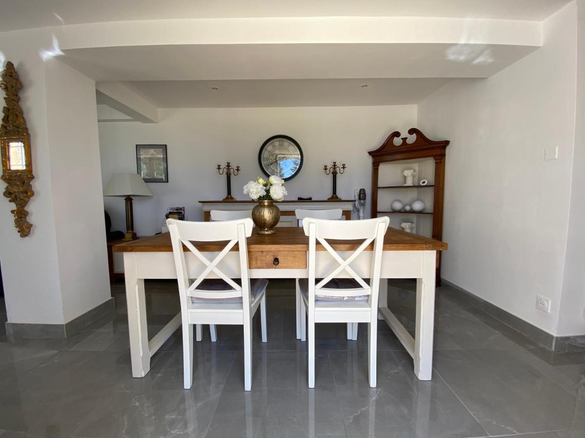 Amity. Exclusive Poolside Garden Apartment Сарла-ла-Канеда Экстерьер фото